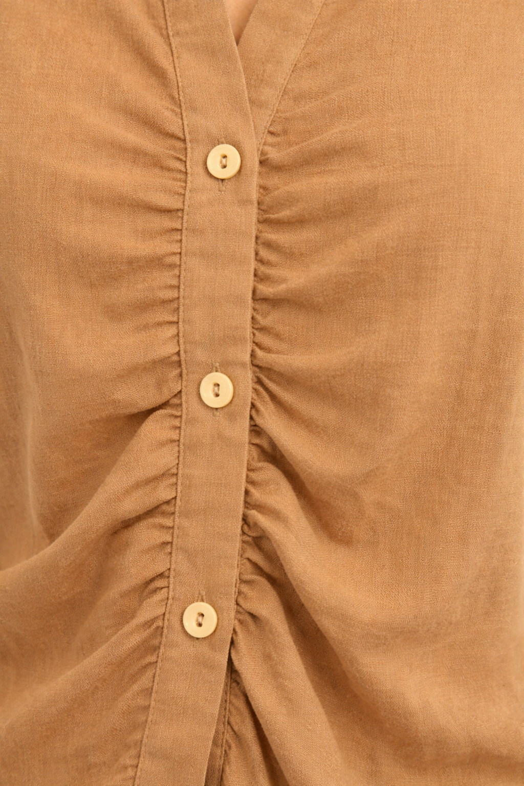 Camisa camel con frunces Wadoos – Talla XL - Imagen 4